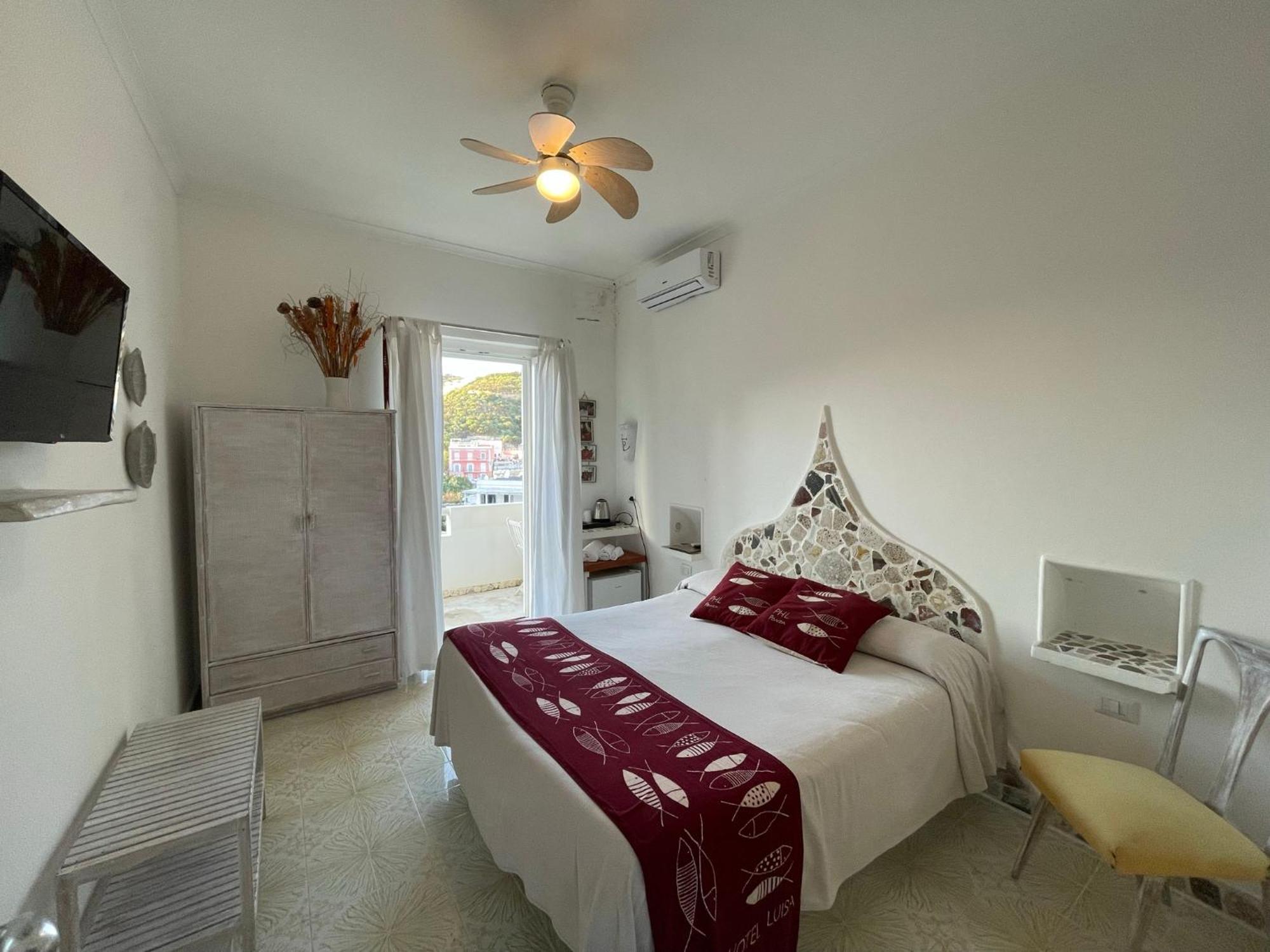 Piccolo Hotel Luisa Ponza Esterno foto