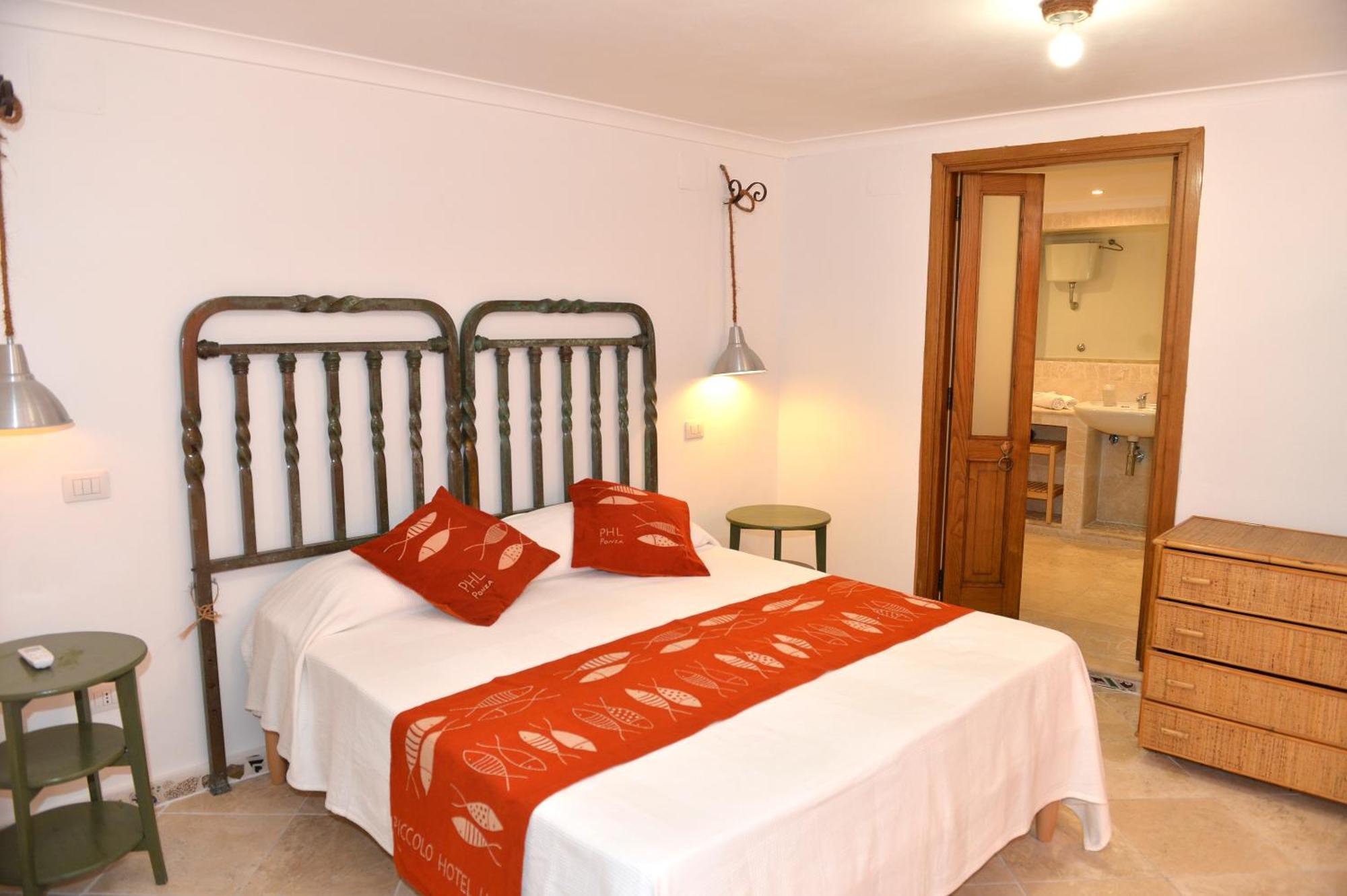 Piccolo Hotel Luisa Ponza Esterno foto